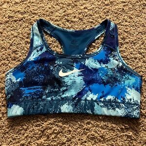 New Women’s Nike Sports Bra